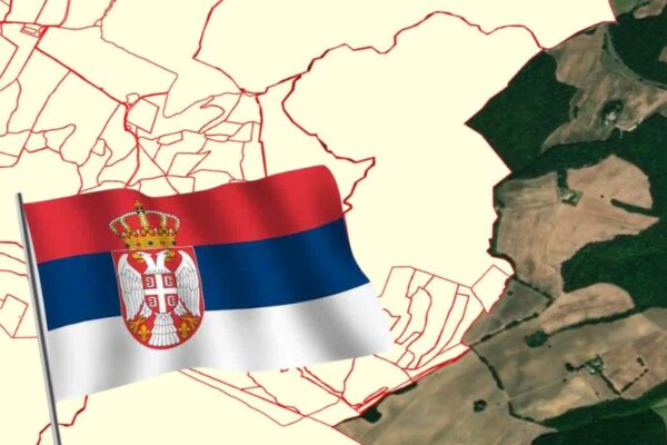 prikaz parcela u srbiji sa srpskom zastavom